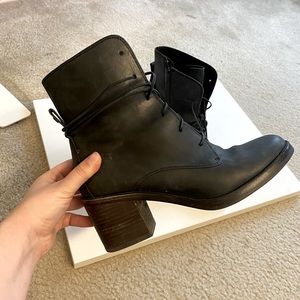 Ugg Black Heeled Leather Lace Up Boots